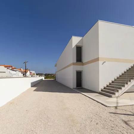 Mar - B&p Infinity House *